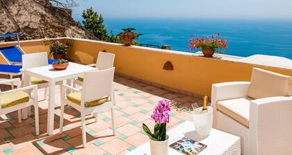 Estate4home - Chiesa Nuova Grande