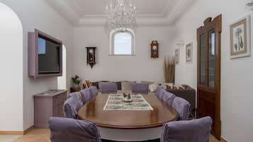 House | 5 bedrooms