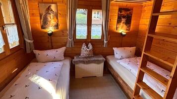 2 sovrum, strykjärn/strykbräda, wi-fi och sängkläder