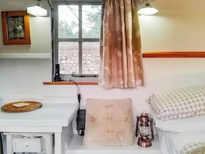 1 habitación y ropa de cama