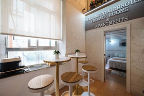 Living area - airbhouse private rooms & apartments  (Seville)