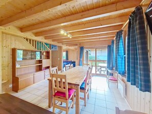 تناول الطعام