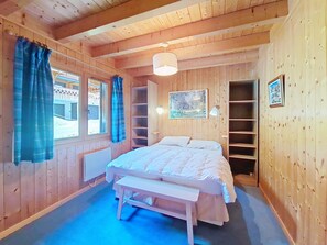 4 bedrooms, free WiFi