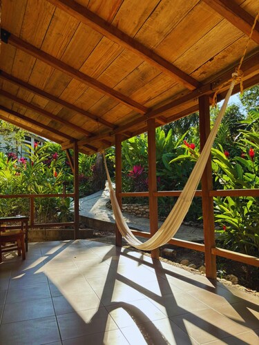 Beautiful room just 5 minutes from the Archaeological Zone of Palenque. 