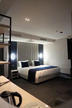 Laptop workspace, free WiFi - Lamore Otel (Ankara)