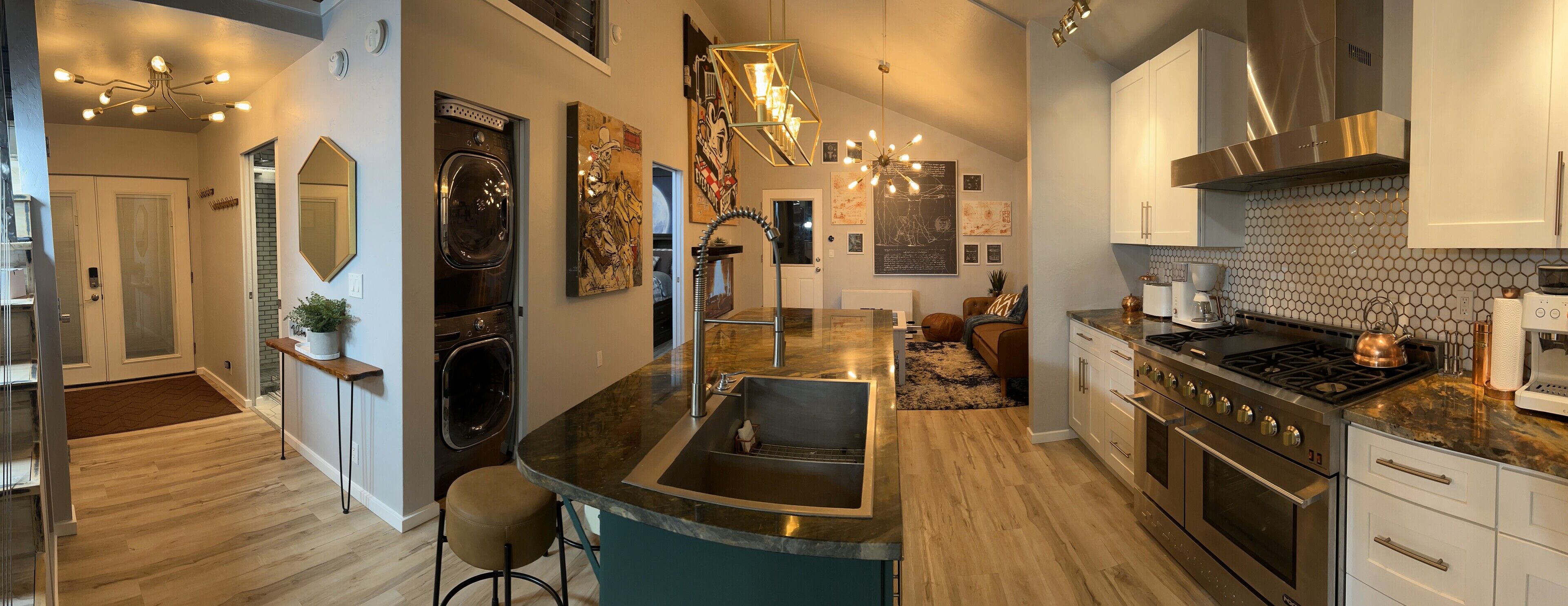 Fridge, oven, stovetop, dishwasher