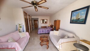 TV - Port Royale Studio (Los Cristianos)