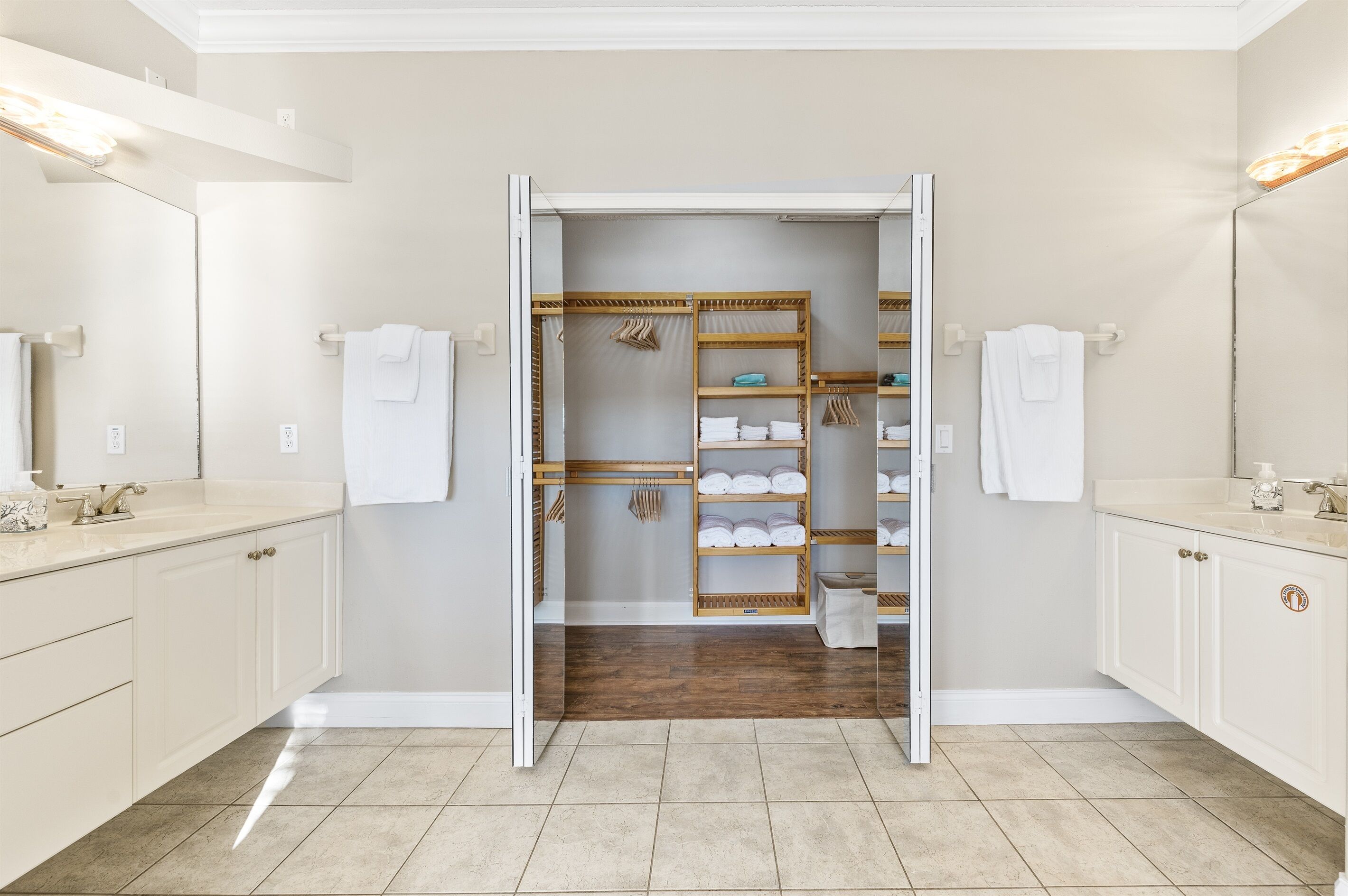 Thoughtfully designed vanity keeps your routine simple