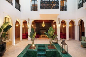 Outdoor pool - Riad Dar Acsameda & spa (Marrakech)