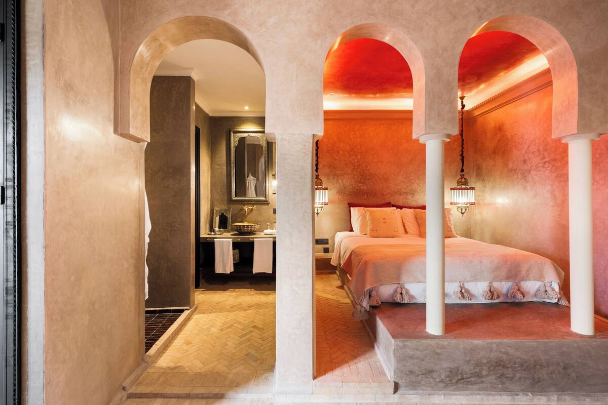 In-room safe, blackout curtains, free WiFi