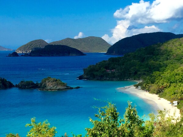 كراسي للتشمس، مناشف للشاطئ