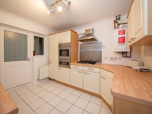 Fridge, oven, dishwasher, toaster