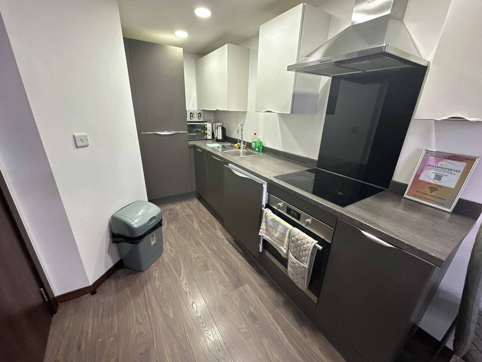 公寓 | 私人厨房 | 冰箱、微波炉、烤箱、炉灶