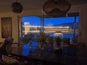 Dining - Villa with pool in the heart of Provence, Pets welcome (Montfort)