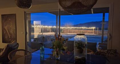 Villa avec piscine au cĆur de la Provence,
Animaux de compagnie acceptés