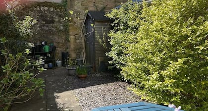 Spacious 4 bedroom townhouse with traditional features and private courtyard