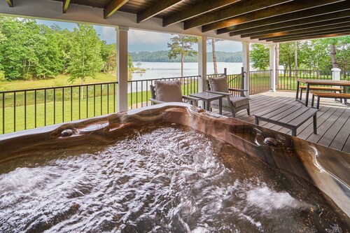 Lil Lake House! Modern Tiny Home!