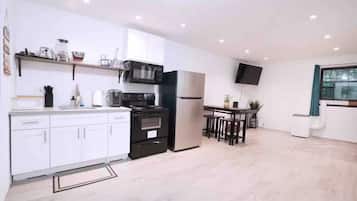 Microwave, oven