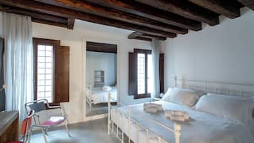 Design Apartment, Ground Floor | 2 bedrooms, down duvets, individually decorated, individually furnished