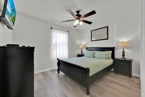 4 chambres, bureau, fer et planche Ă repasser, accĂšs au Wi-Fi (inclus)