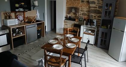 Spacious country house with many sights nearby