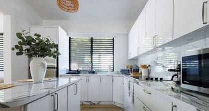 Centric Boho Haven in Hato Rey | Unit 1