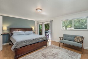 6 多间卧室、办公桌、熨斗/熨衣板、旅行婴儿床