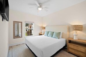 3 chambres, bureau, Wi-Fi gratuit, draps fournis