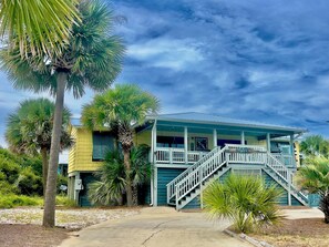 Exterior - LuLu's Cottage on SGI: 4BR Cottage w/ Pool + Beach Access on Saint George Island (Saint George Island)
