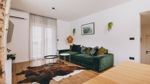 TV - Casa Vitale by Villas Guide (Jakovici)