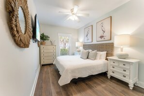 2 camere, una scrivania, Wi-Fi, lenzuola