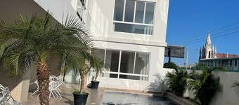 Modern Apartment in Salinas