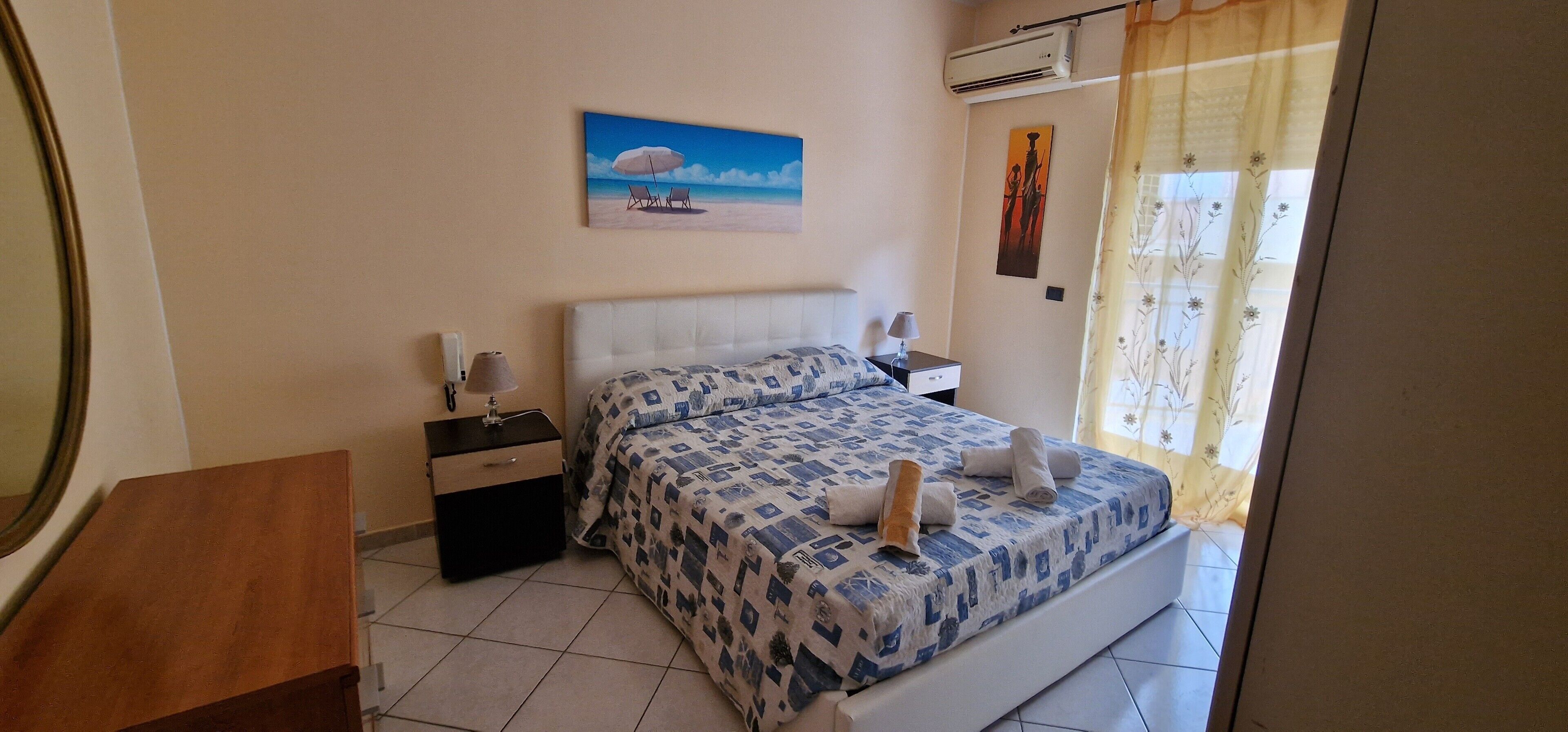 4 camere, ferro/asse da stiro, Wi-Fi gratuito, lenzuola