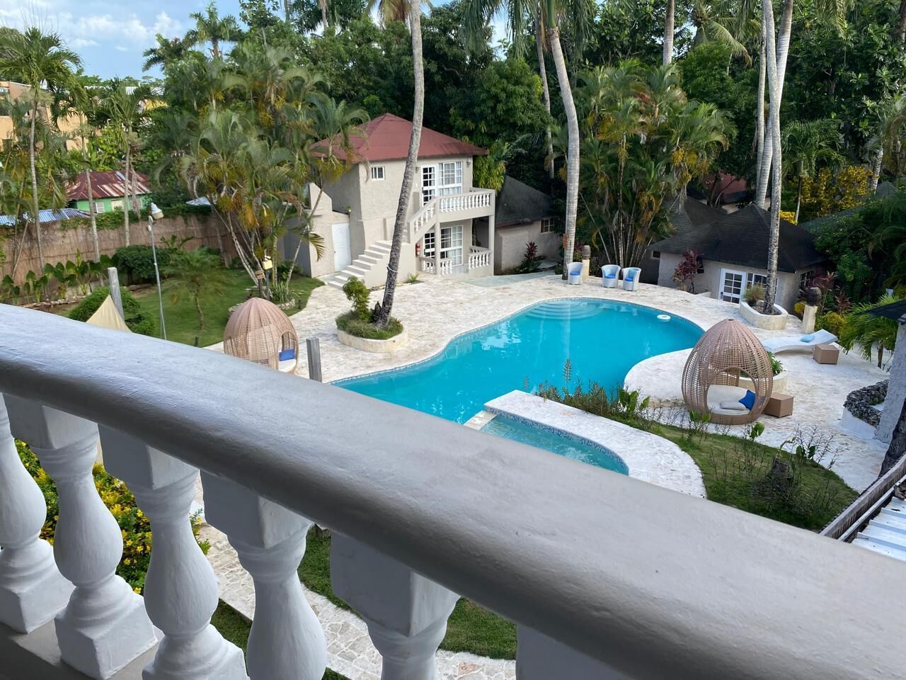 Kamar Single, balkon, pemandangan kolam renang | Teras/patio