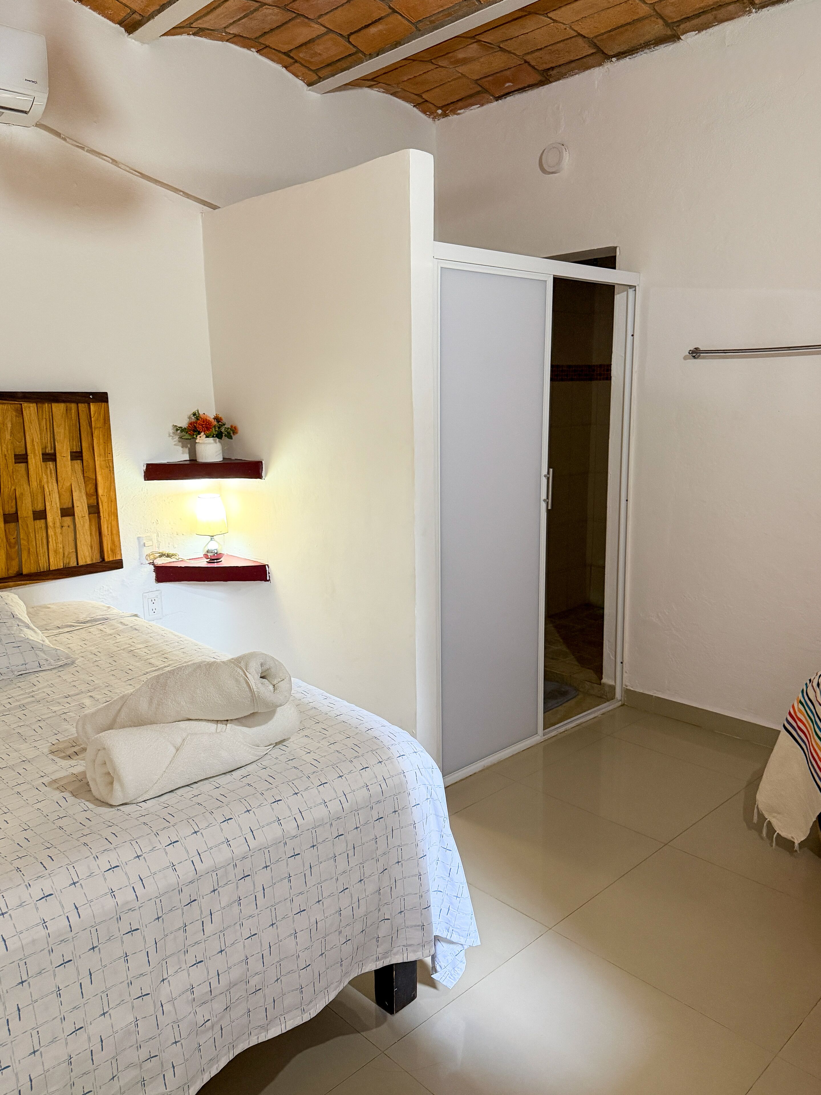 1 slaapkamer, een bureau, gratis wifi, beddengoed