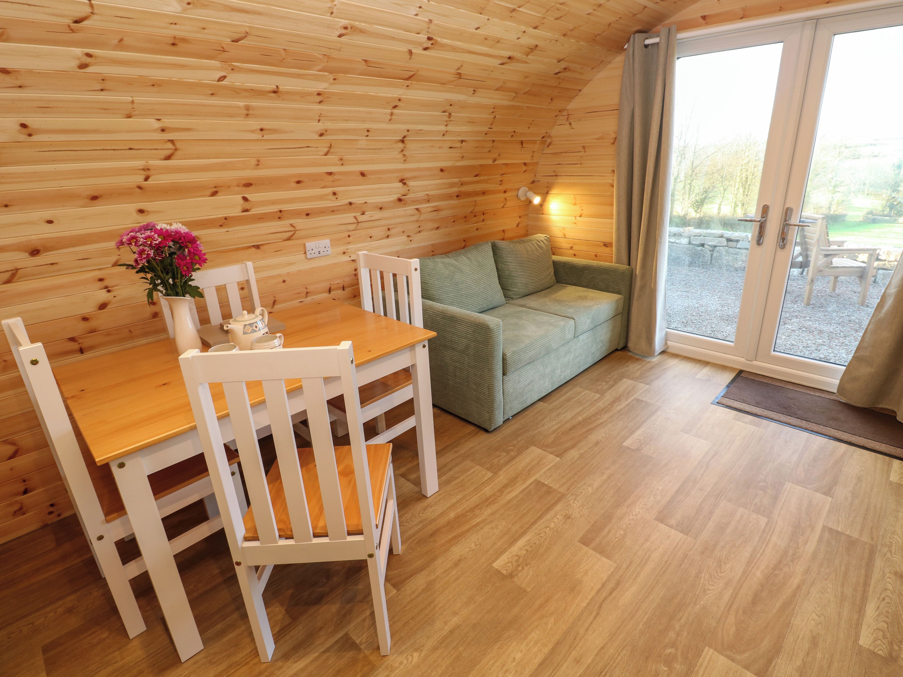 Lloyd, Pet Friendly, With A Garden In Newlyn - Penzance