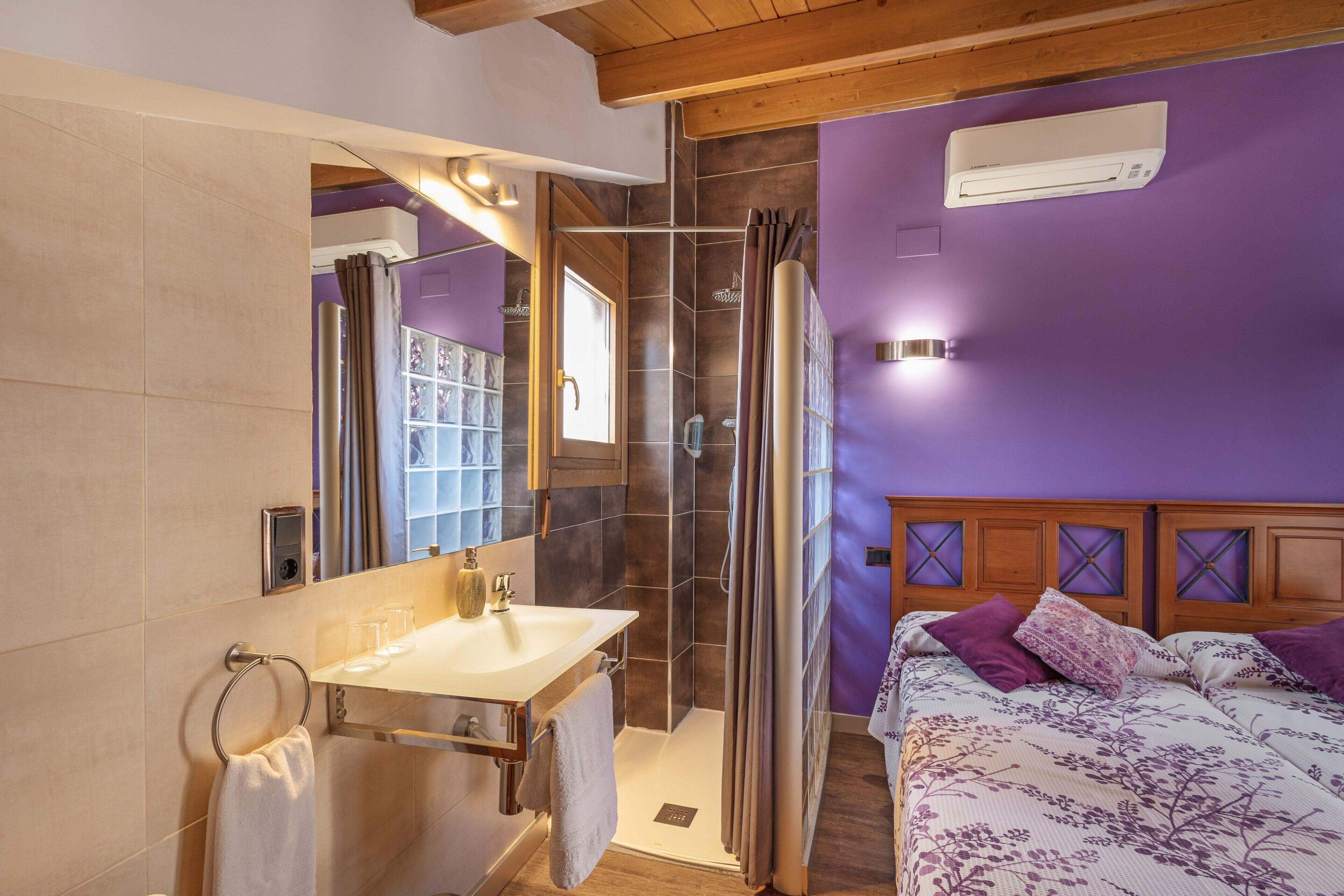 2 habitaciones, wifi gratis y ropa de cama 