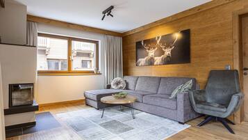 Chalet | Living area