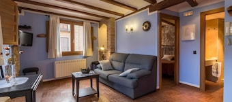 Apartment 'Amira' with Wi-Fi and Air Conditioning
