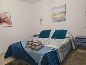 1 bedroom, iron/ironing board, free WiFi, bed sheets - Vacation 'Casa Paula - 12' with Mountain View, Shared Pool and Wi-Fi (Arinaga)