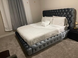 2 chambres, fer et planche à repasser, Wi-Fi gratuit, draps fournis