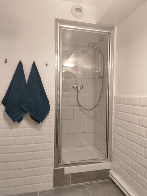 Hair dryer, towels, soap, shampoo