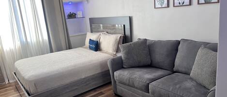 1 makuuhuone, silitysrauta/-lauta, Wi-Fi