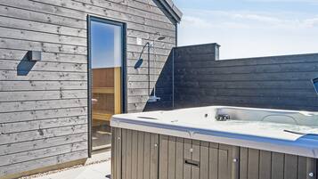 House | Spa treatment