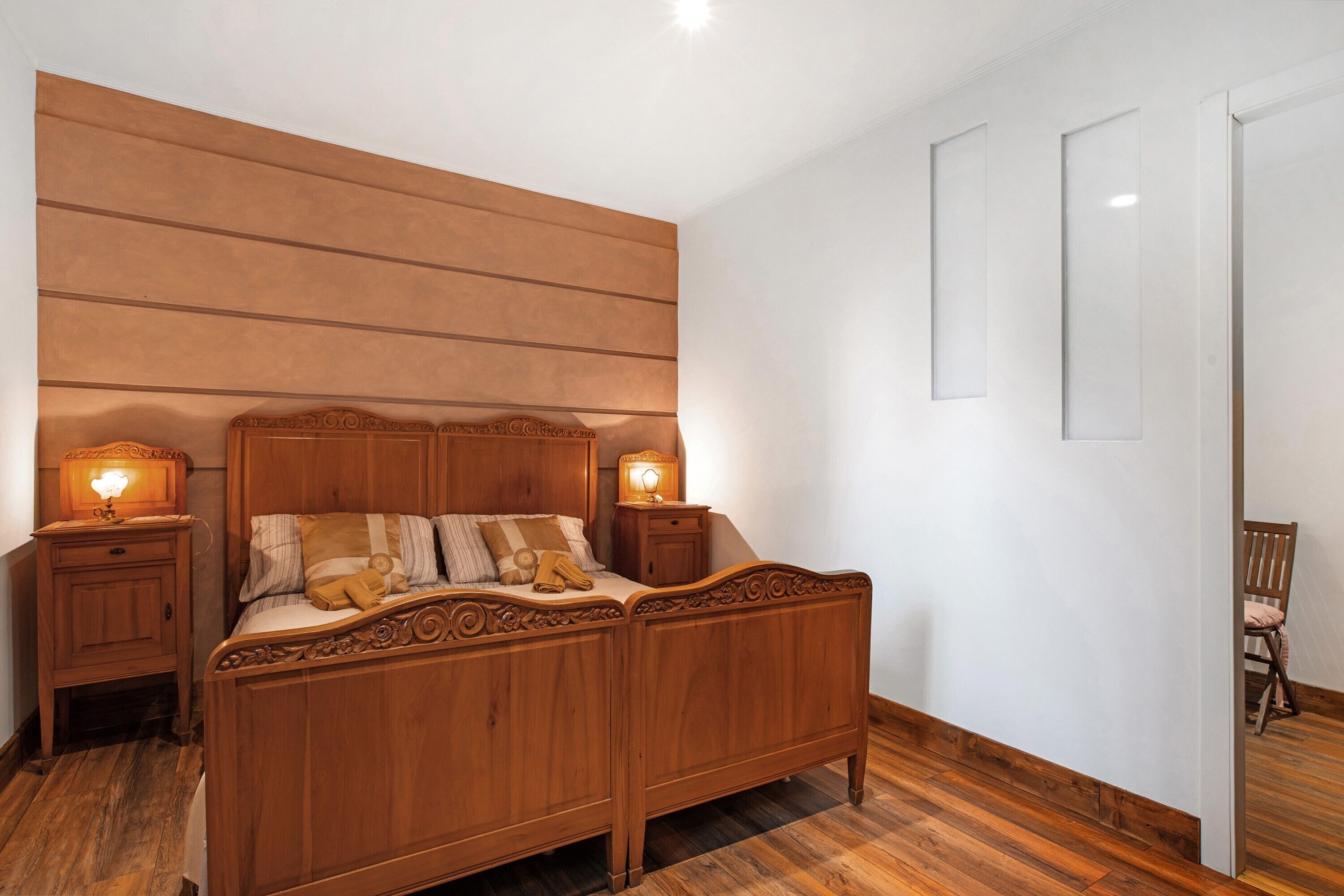 1 camera, Wi-Fi gratuito, lenzuola