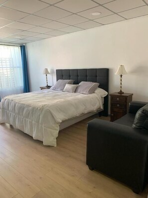 Standard Double Room | Laptop workspace, free WiFi - Hotel Boutique Grand Cru (Santa Cruz)