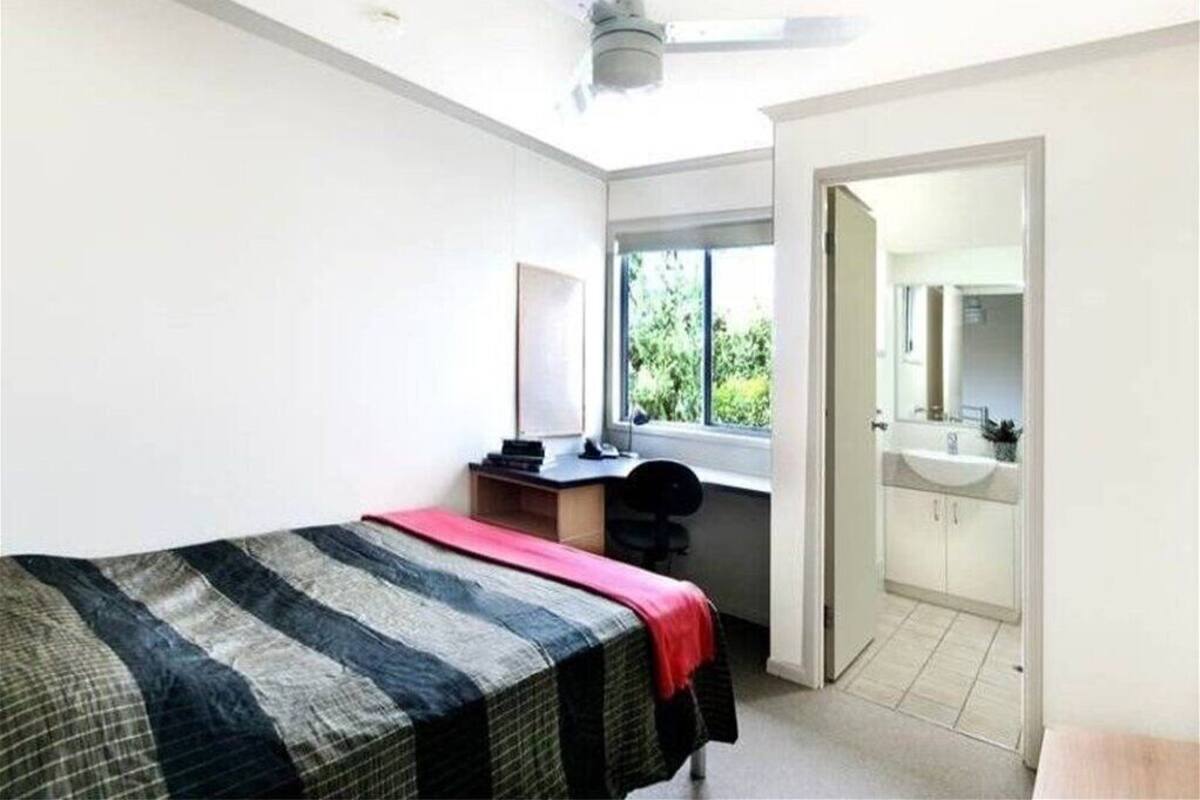 Private Room at Resort near University | 1 chambre