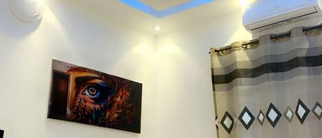 Towels, soap, shampoo, toilet paper