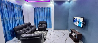 3-bedroom apartment in beautiful Sebikotane with AC, WiFi