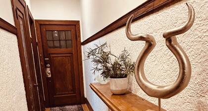 Chic 2-bedroom apartment in vibrant Montréal with WiFi